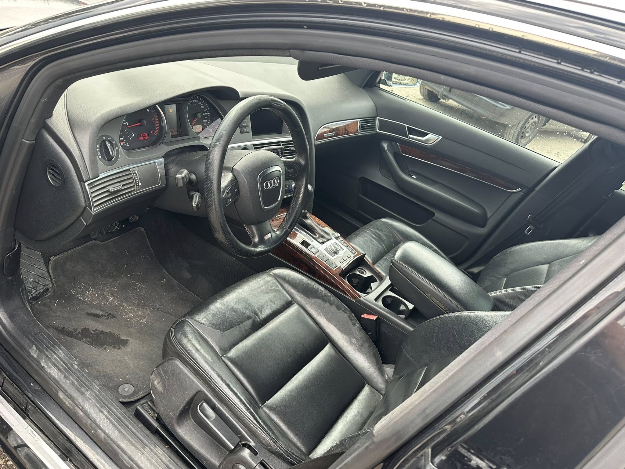 AUDI A6 S - line